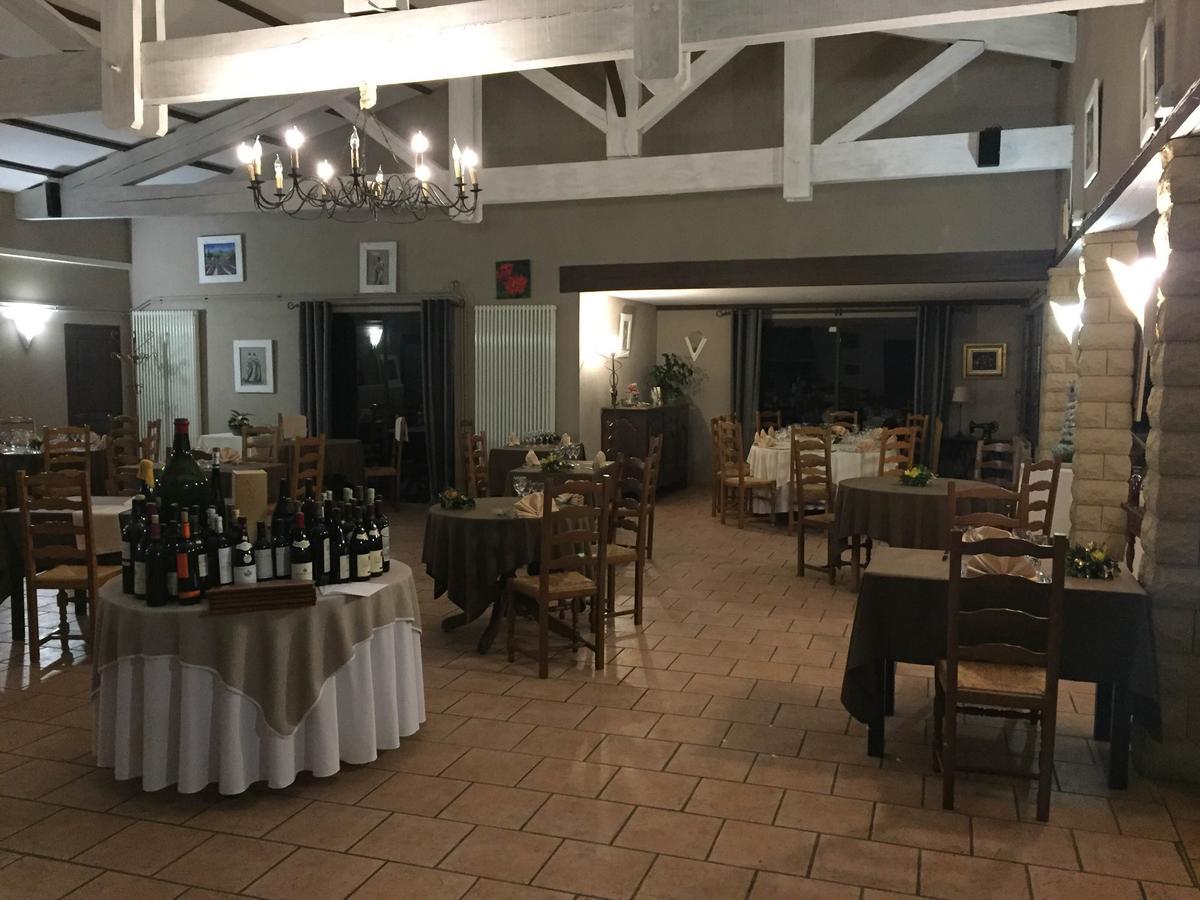 Auberge Les Olivades Mallemort Exterior foto