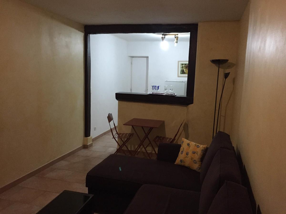 Auberge Les Olivades Mallemort Exterior foto